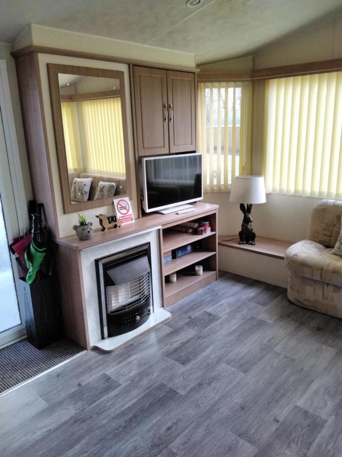 19 Laurel Close Highly Recommended 6 Berth Holiday Home With Hot Tub In Prime Location Tattershall Exterior foto