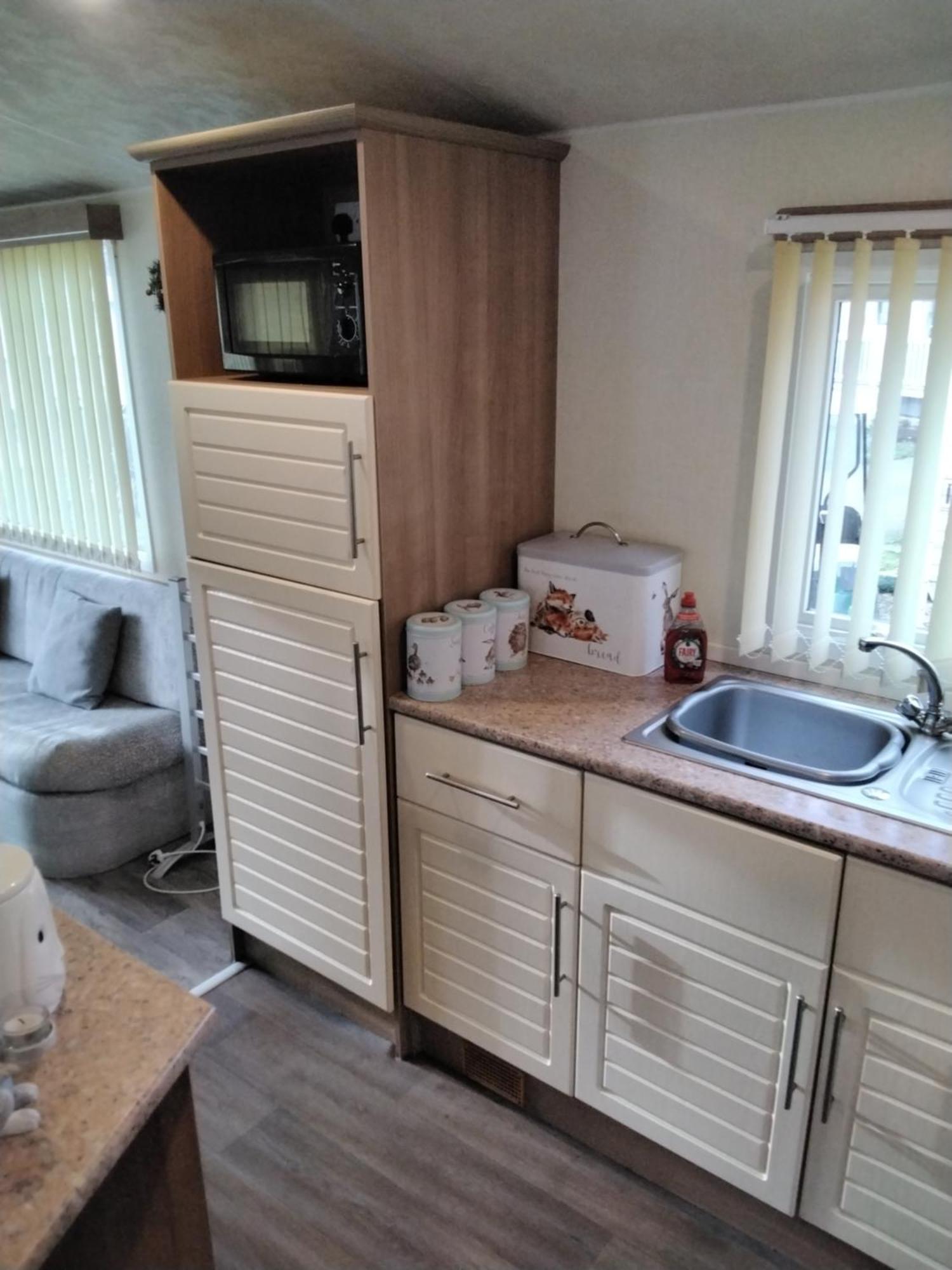 19 Laurel Close Highly Recommended 6 Berth Holiday Home With Hot Tub In Prime Location Tattershall Exterior foto